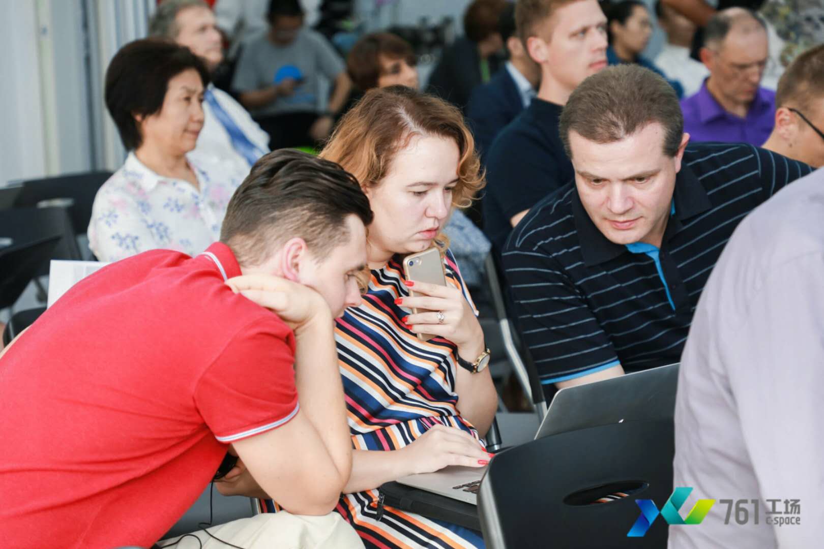 飛鳥創(chuàng)意活動(dòng)策劃案例 | 北廣集團(tuán)·761工場(chǎng)國際科技創(chuàng)新合作日暨戰(zhàn)略簽約儀式 飛鳥創(chuàng)意活動(dòng)策劃案例 | 北廣集團(tuán)·761工場(chǎng)國際科技創(chuàng)新合作日暨戰(zhàn)略簽約儀式